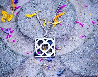 Flower of Barcelona pendant in stainless steel. Handmade for women. El Panot or Rajola, an icon of Barcelona for your daily life.