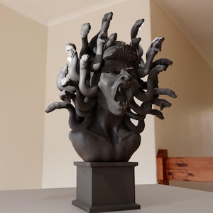 medusa head roaring bust mythical roaring 3d printing STL file