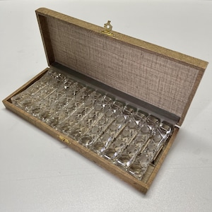 Antique Art Deco Hand Sharpened Crystal Knife Rests 12 pcs