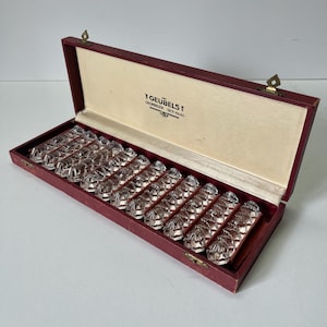 Antique Art Deco Hand Sharpened Crystal Knife Rests 12 pcs