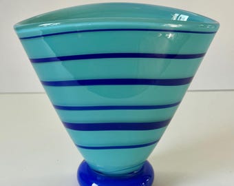 Kosta Boda - Signé Anna Ehrner - Vase "Epoque" Bleu/Turquoise Art Glass, 1994