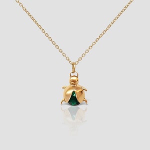 18K Solid Gold Ladybug Necklace, Handmade bug Jewelry, Ladybug Pendants Necklace, 750 Solid Gold ladybug Jewelry