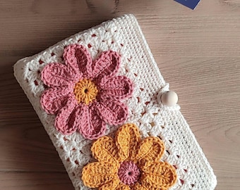 Crochet paperback book cover/book cover/book protector/book protection/book sleeve