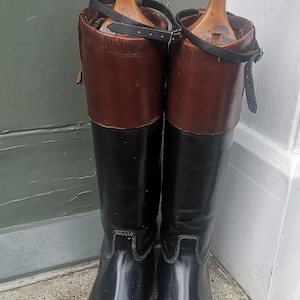Pair of Vintage Hawkins Black Fox Hunting Boots with Mahogany Tops Size 9