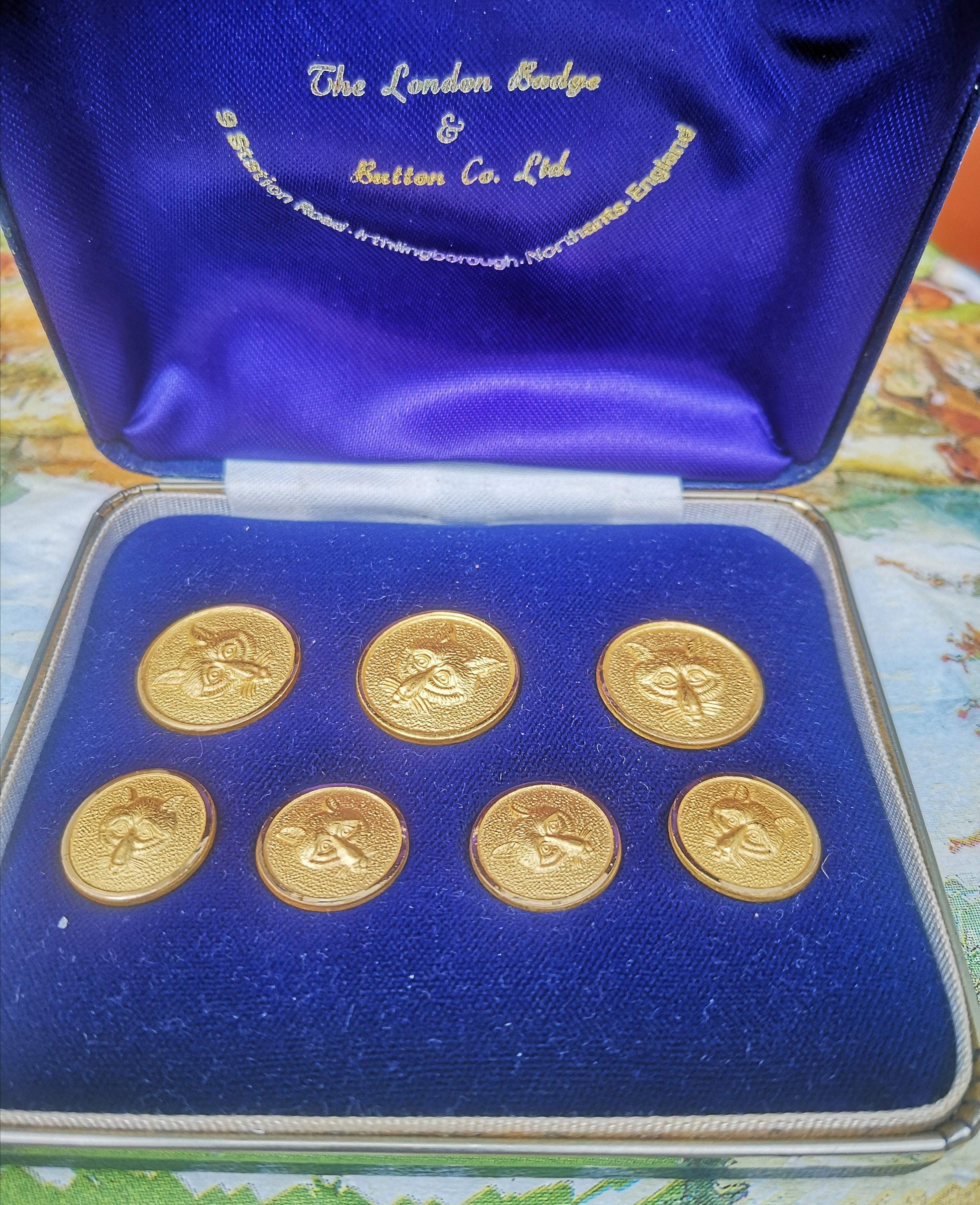Amazon.com: Duolai Senior Gold Fox Head Relief Round Shape