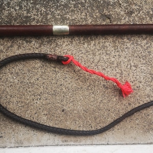 Antieke Swaine Gent's Hunting Leather Crop met string in uitstekende staat ( 79 )