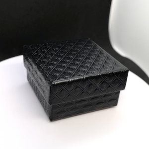 Caja de regalo con textura de diamante para pendientes, anillo de cartón negro, caja cuadrada para joyería, elegante y elegante