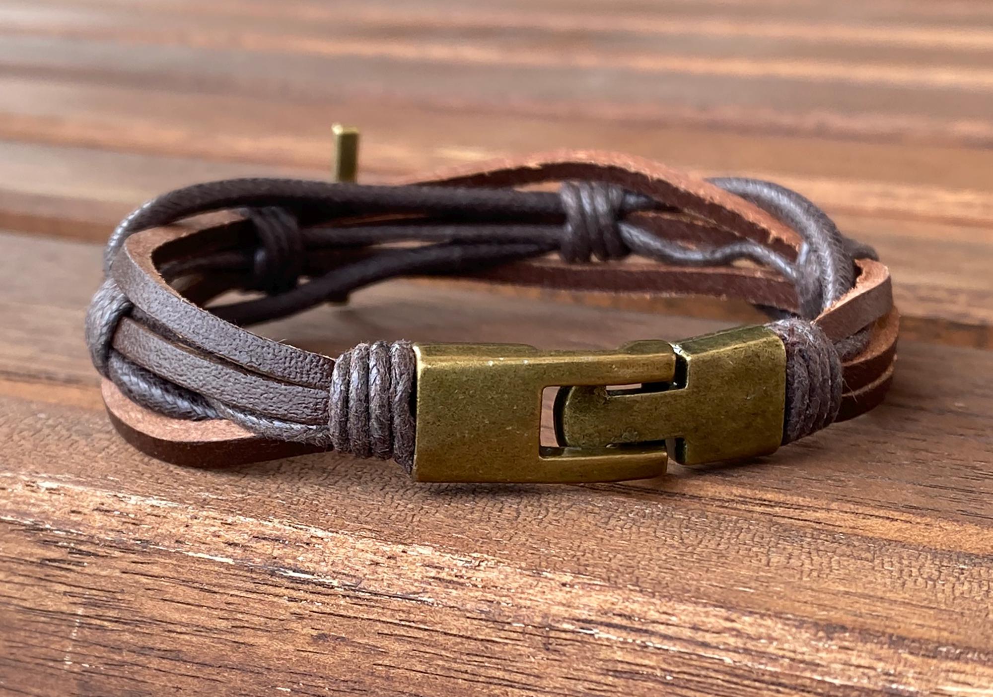 Calkkrer 4 Lederarmbänder Mit Kreuz - Verstellbar Geflochten Herren Schmuck