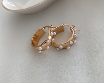 14K Gold Hoop Earrings With Pearl | Vintage Earrings
