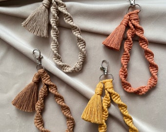 Macramé loop key ring, Macramé key ring, Key ring, Bag jewelry, Macramé, Key ring, Decoration, Handmade - LFDL