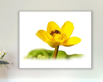 Printable Yellow Flower / Printable Bee Flower / Digital Yellow Print / Printable Yellow Wall Art / Printable Watercolor Yellow Flower