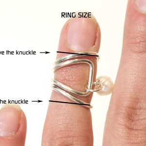 Lateral Deviation Arthritis Ring, Adjustable Silver Pearl Charm Splint