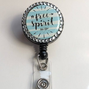 Free spirit Pfeil blau Streifen Strass Retractable ID Namensabzeichen Reel