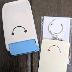 Punch Tools Make Your Own Cards Keychain Keyring Key Chain Ring DIY Display Card