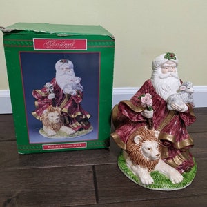 VINTAGE Vtg vintage 1995 Peaceful Kingdom Santa Musical STATUE Lion