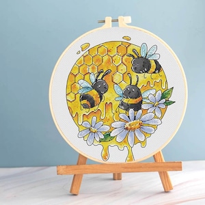 Beehive cross stitch flowers pattern pdf - Round embroidery honeycomb cross stitch bees needlepoint bees honeycomb cross stitch easy chart