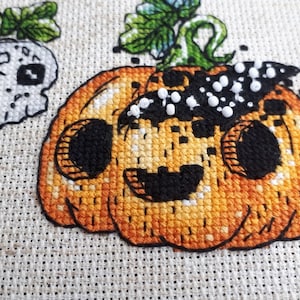 Kürbis Kreuzstich Fledermaus Anleitung pdf - Gespenst Stickerei Halloween Kreuzstich Lustige Kürbis Mini Kreuzstich Kleine Fledermaus easy dmc Anleitung