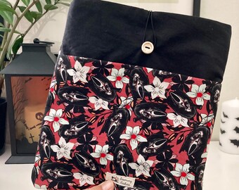 Spooky book sleeve, Ghostface flower padded ebook or Ipad protector cover.
