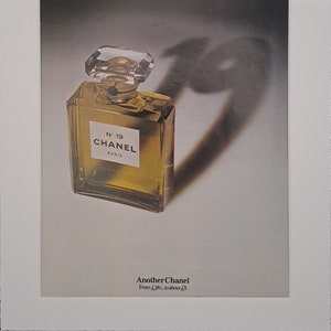 Chanel no 19 uk store
