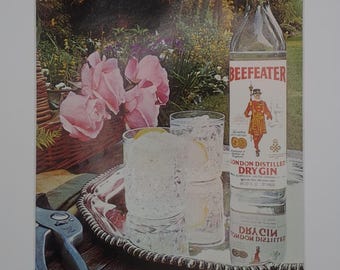 Anúncio original de revista vintage de página inteira do Beefeater London Distilled Dry Gin de 1976