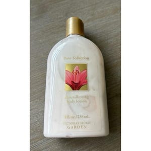 Victoria&#39;s Secret Garden pure seduction, skin, silken body lotion, 8 oz Full New