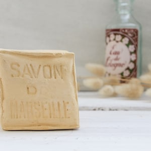 Replica vintage in pietra scolpita del sapone Savon de Marseille - molto raro - arredo bagno casa colonica francese rustico