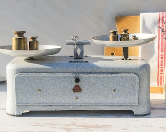 Vintage Torix Kitchen Scale – Grey Enamelware, Farmhouse Decor