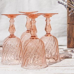 Set of 4 Rosaline Arcoroc Luminarc Pink Swirl Water or Wine Glasses French Vintage 1970s Stemmed Glasses Drinkware Retro Bistro Style image 6