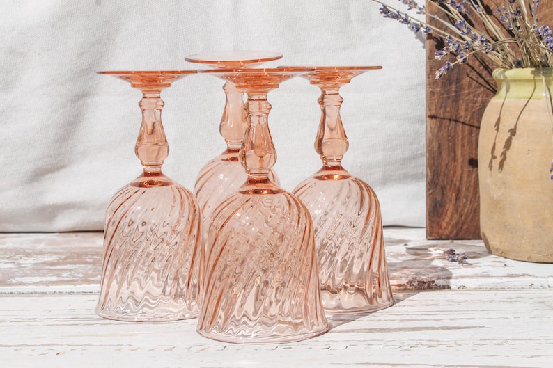 Set of 4 Rosaline Arcoroc Luminarc Pink Swirl Water or Wine Glasses French Vintage 1970s Stemmed Glasses Drinkware Retro Bistro Style image 6