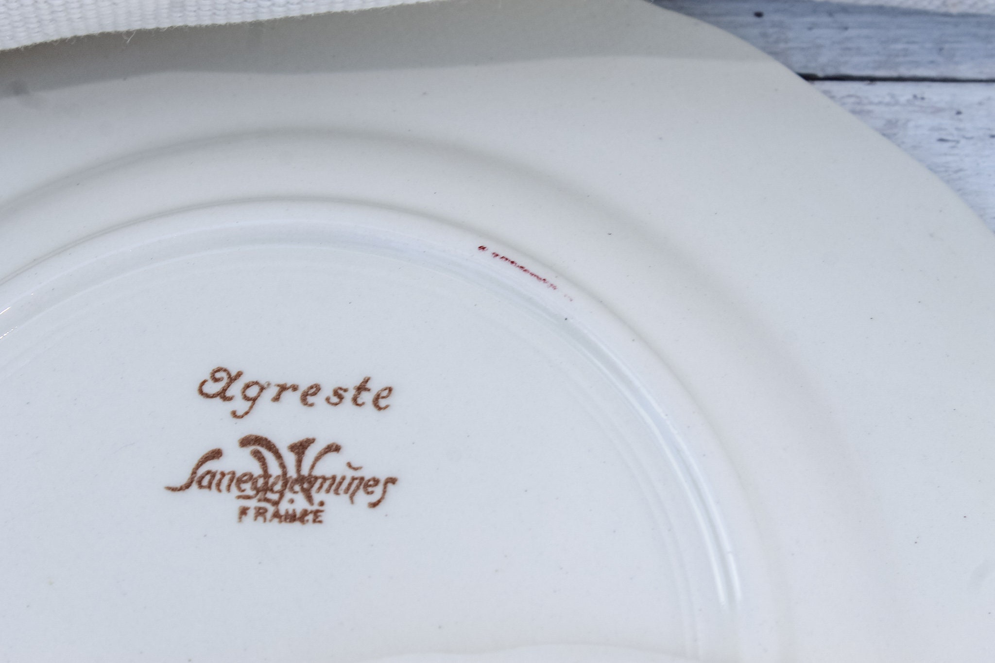 Assiette plate en faïence de Sarreguemines décor Agreste | Atelier W