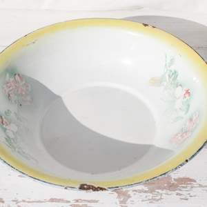 Vintage 1940s French Enameled Washing Set Pitcher and Wash Bowl, Yellow Floral Enamelware Vintage Home Decor Rustic Farmhouse image 7