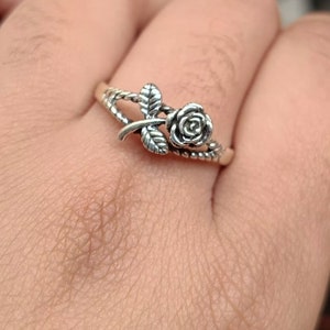 Sterling Silver Rose Ring, Dainty Rose Ring, 3D Rose Ring, Valentines Day Gift, Floral Ring, Botanical Jewelry, Romantic Gifts For Wife