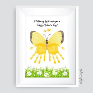 Moederdag handafdruk kunst ambacht, fladderen langs om je een fijne moederdag te wensen, vlinderknutsel, kinderen baby peuter, aandenken, doe-het-cadeaukaart