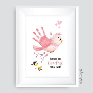 Créations artistiques d'empreintes de main d'oiseau, maman la plus tweetée, création d'empreintes de main pour bébé et tout-petit, souvenir, cadeau de fête des mères, imprimable, carte à faire soi-même
