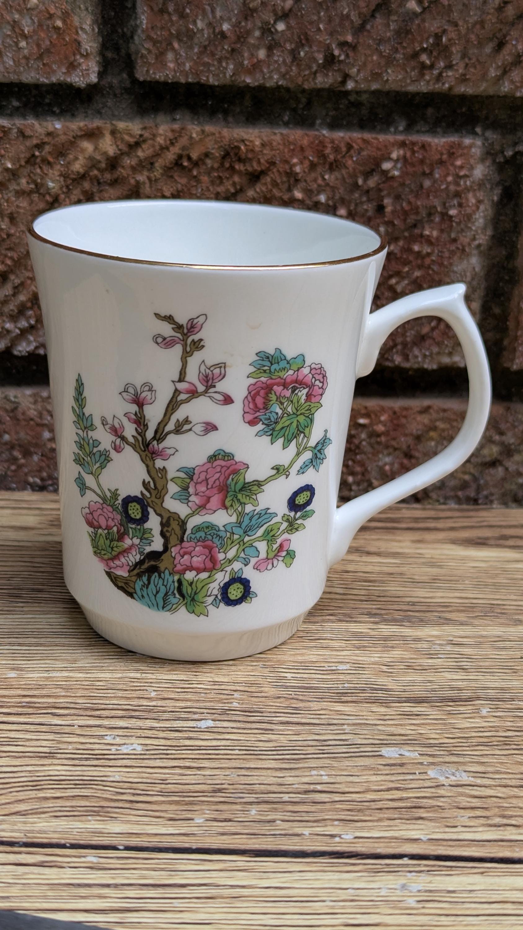 Elegant 1970s Nanrich Pottery 