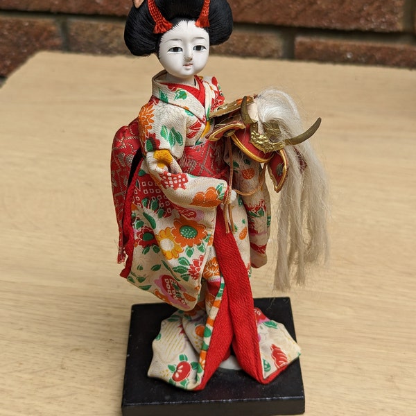 Superbe poupée geisha chinoise vintage 20 pouces avec casque de samouraï