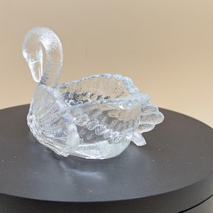 Vintage Swan Open Salt Cellar Clear Textured Pressed Glass Salt Pot Trinket Dish