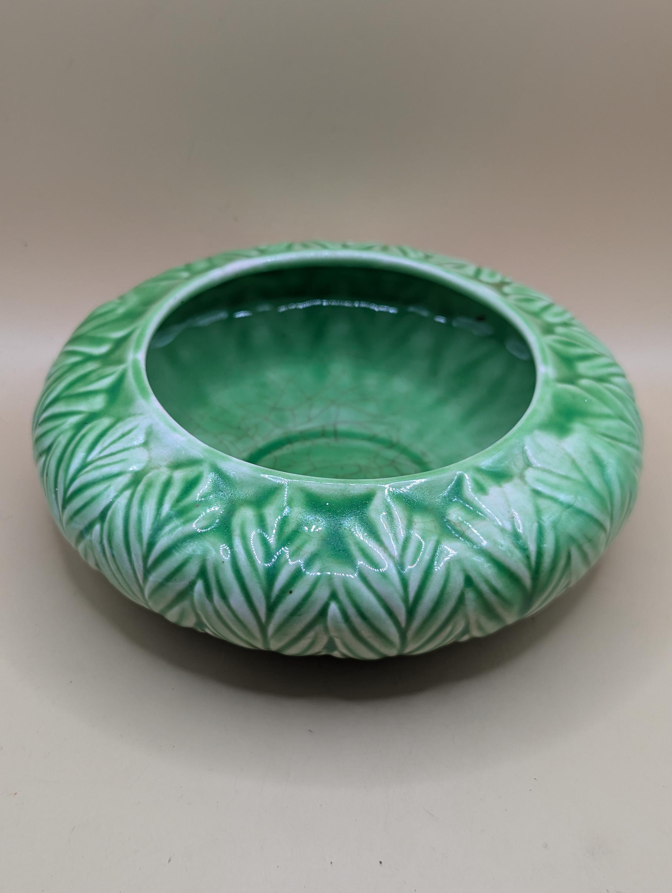 Wedgwood green leaf - Etsy 日本