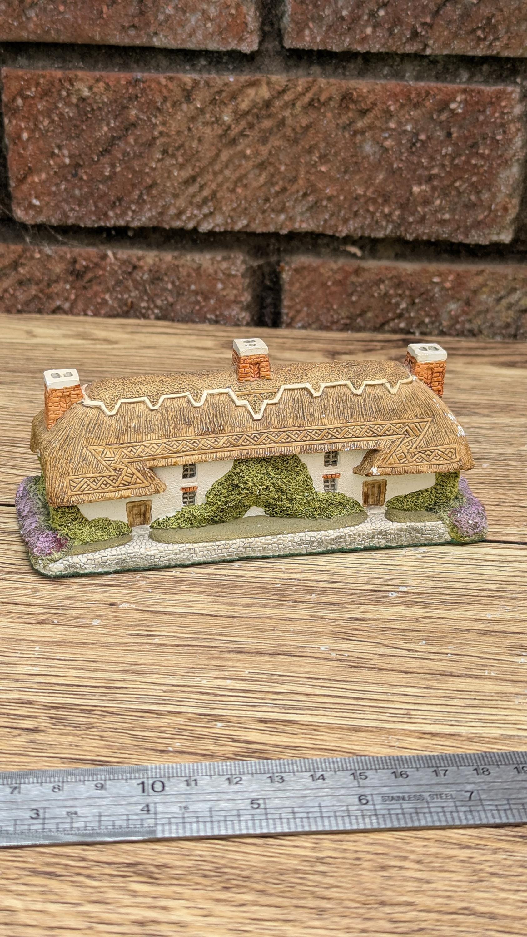 Fraser Creations Cottages - Etsy UK