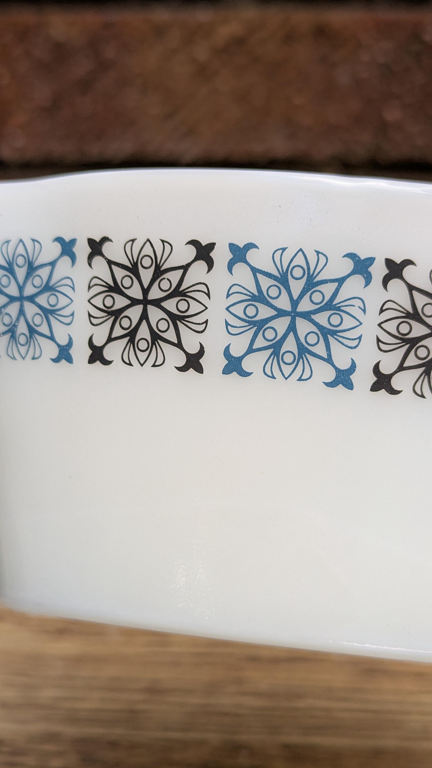 Pyrex Chelsea Pattern 1960s JAJ Pyrex England Gravy Boat – Chelsea Pattern Turquoise & Black ...