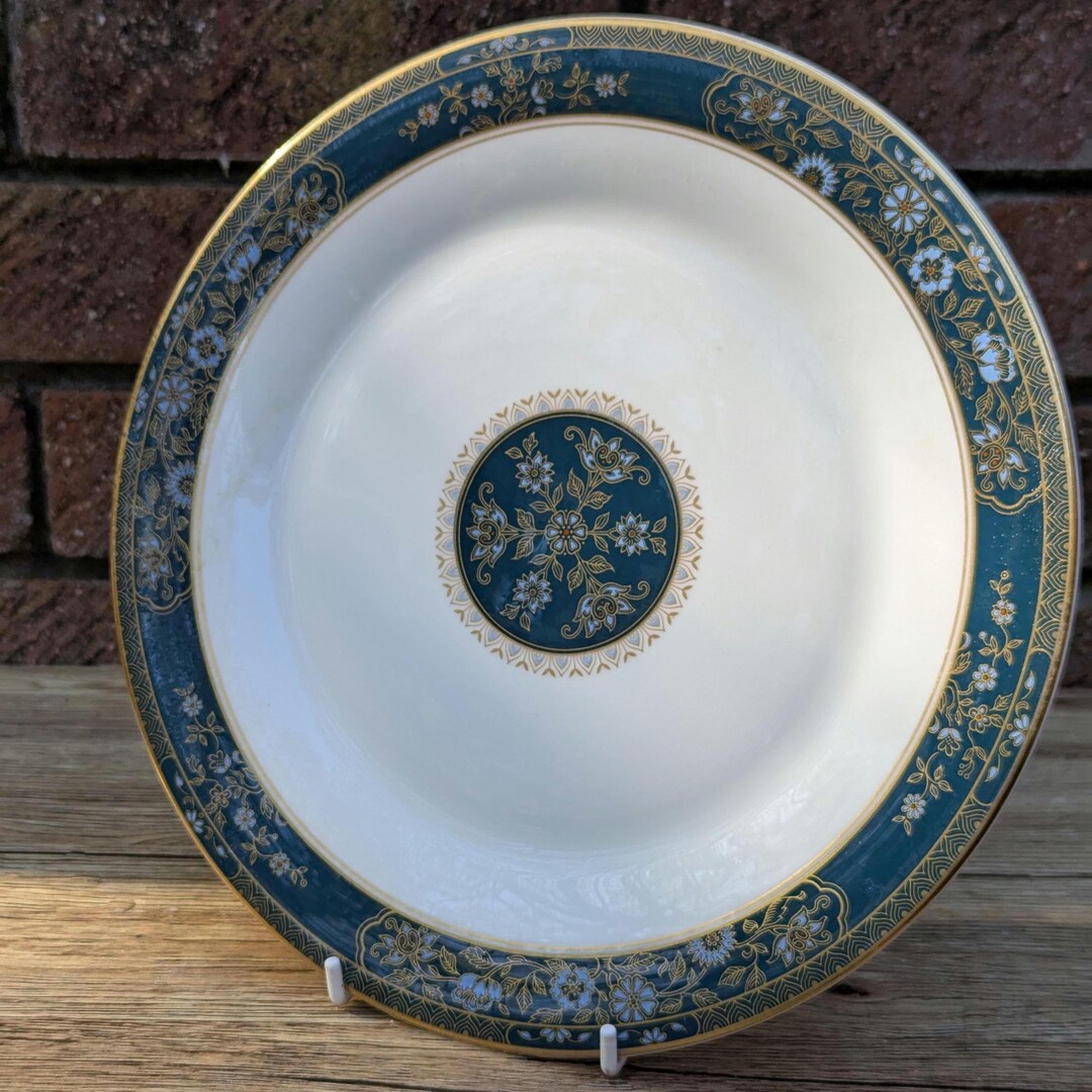 ロイヤルドルトン プレート ロイヤルドルトン CARLYLE ランチョンプレート ボーンチャイナ H5018