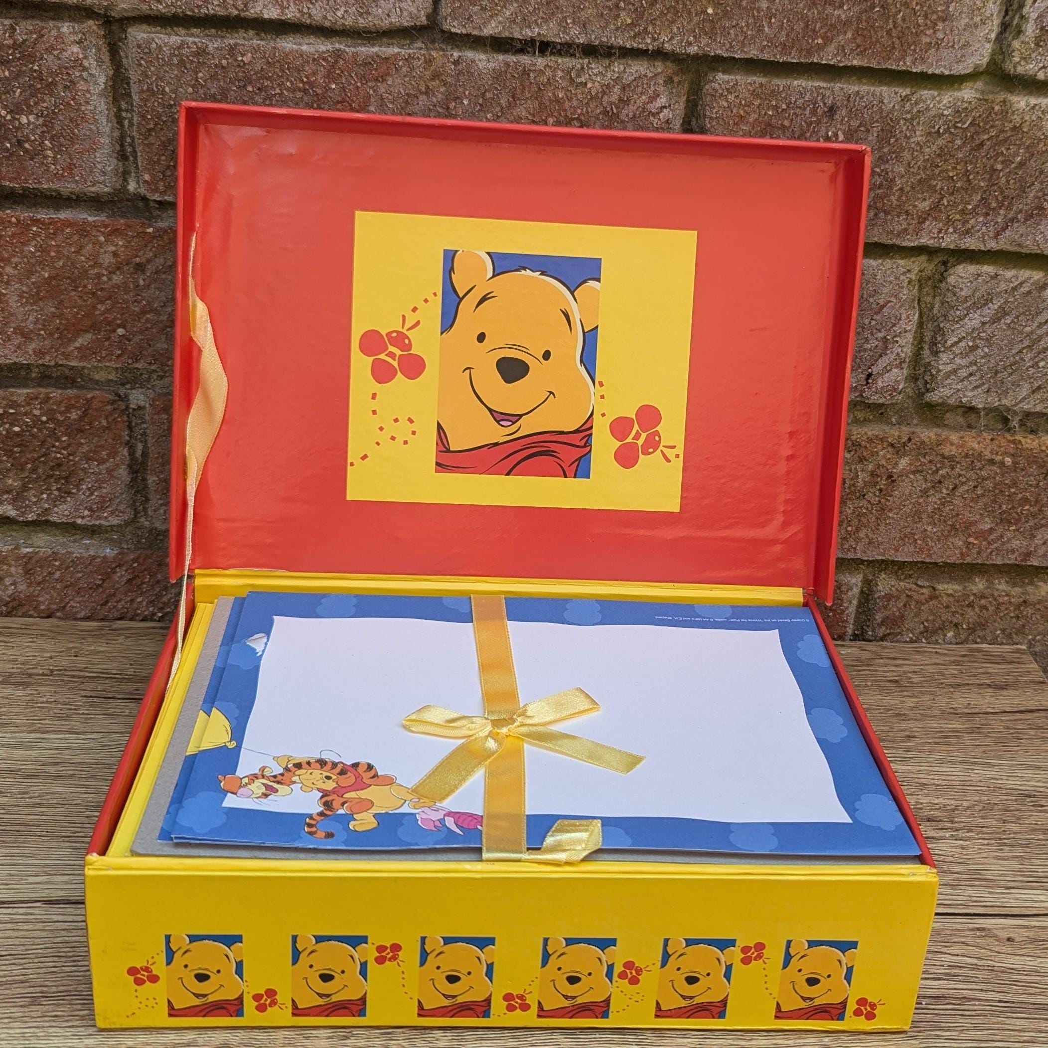 Rare First Edition 1999 Vintage Robert Frederick Disney Based