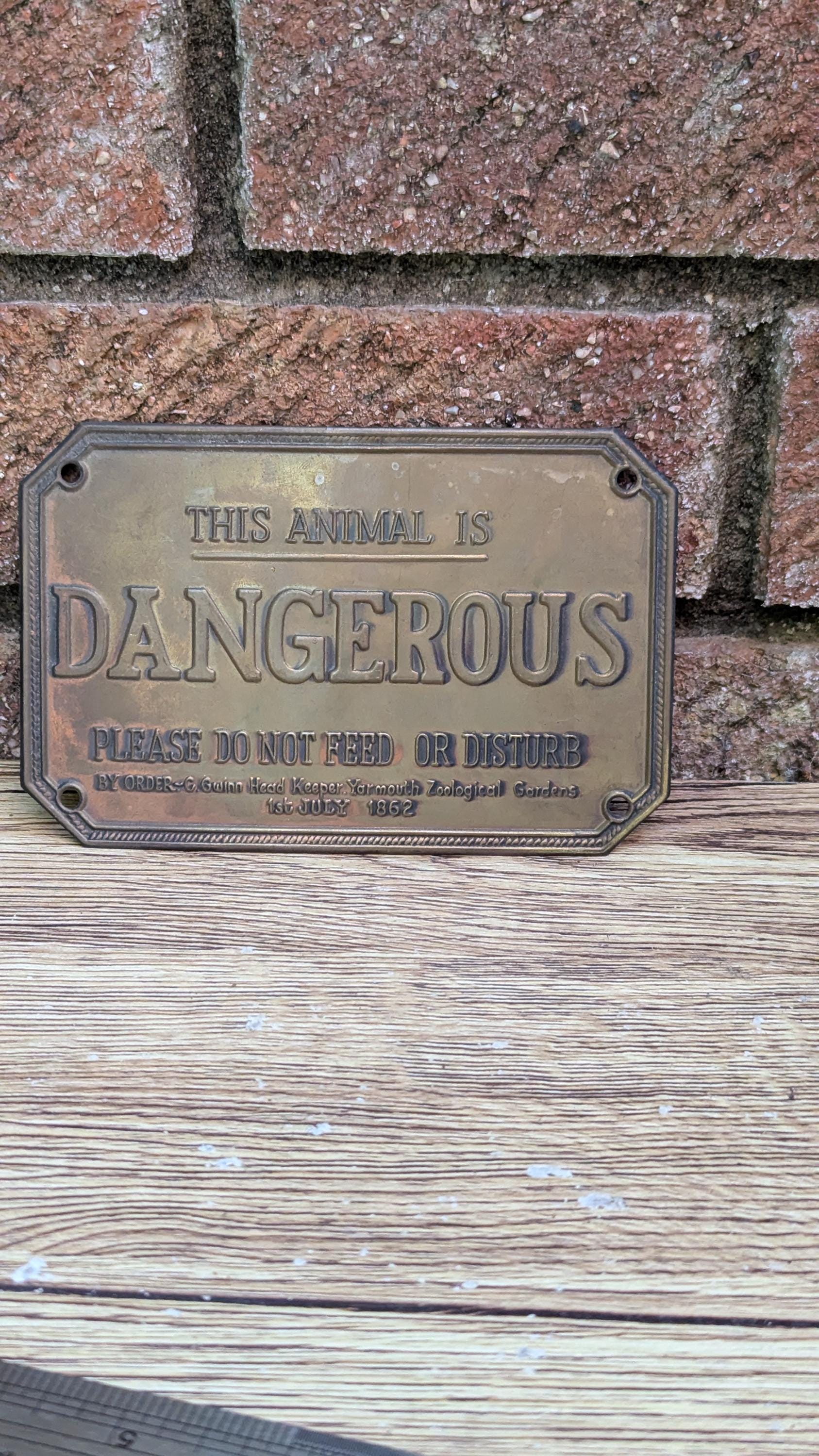 1862 Yarmouth Zoological Gardens Brass Plaque – “this Animal is