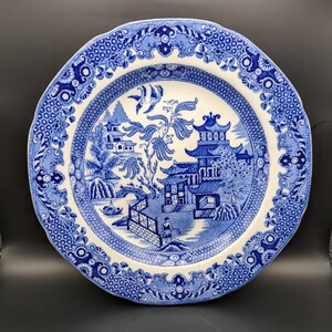 Burleigh Ware Old Willow 1930&#39;s Scalloped Edged, Dinner Plates, 9 1/4 inch