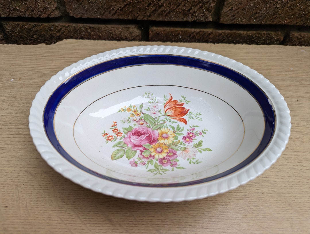 Johnson Brothers Old English Ranelagh 1 1/2 Pints Oval Dish - Cobalt ...