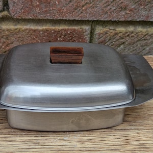 Vintage Stainless Steel Butter Dish with Lid & Wooden Knob – Mid Century Modern – c.1960