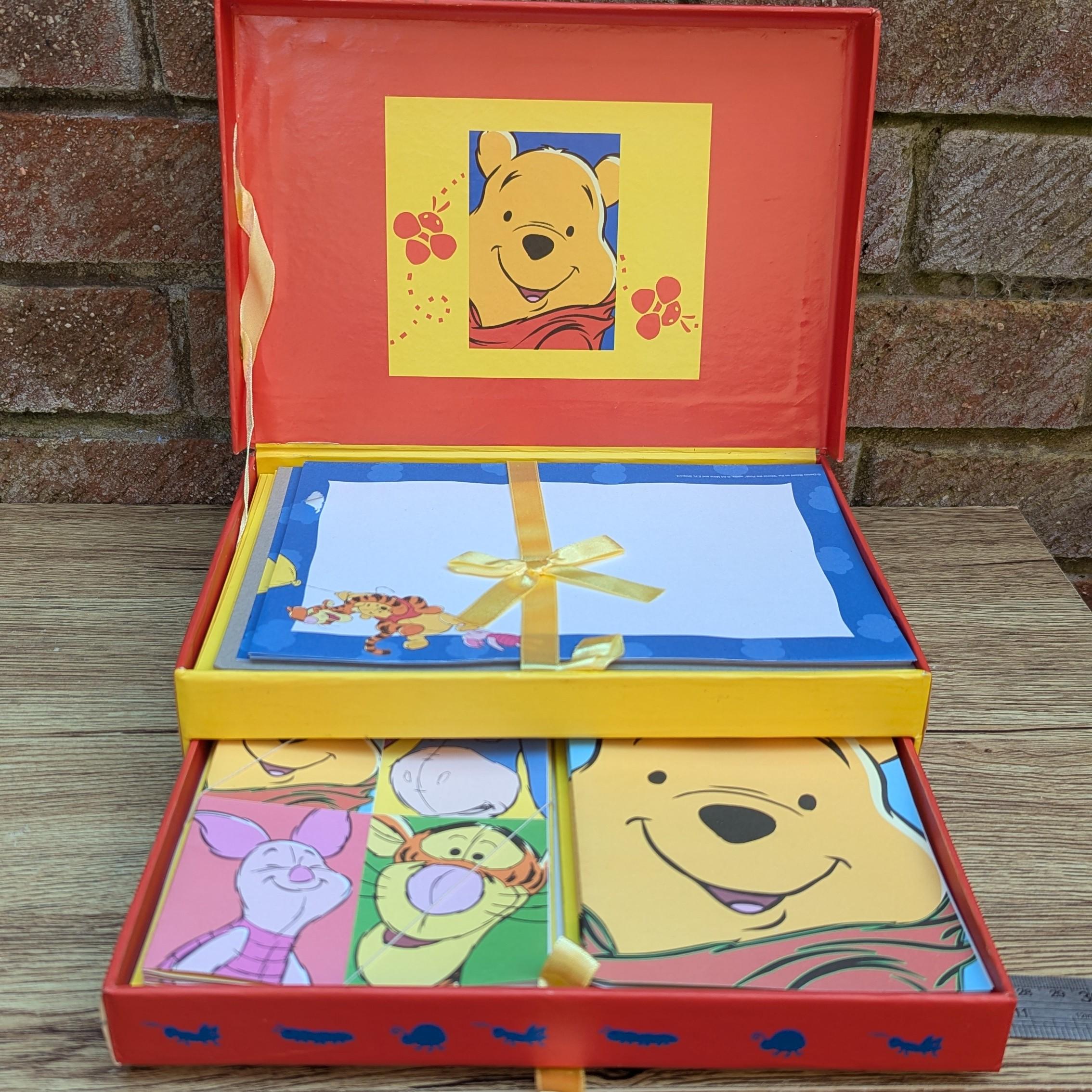 Rare First Edition 1999 Vintage Robert Frederick Disney Based