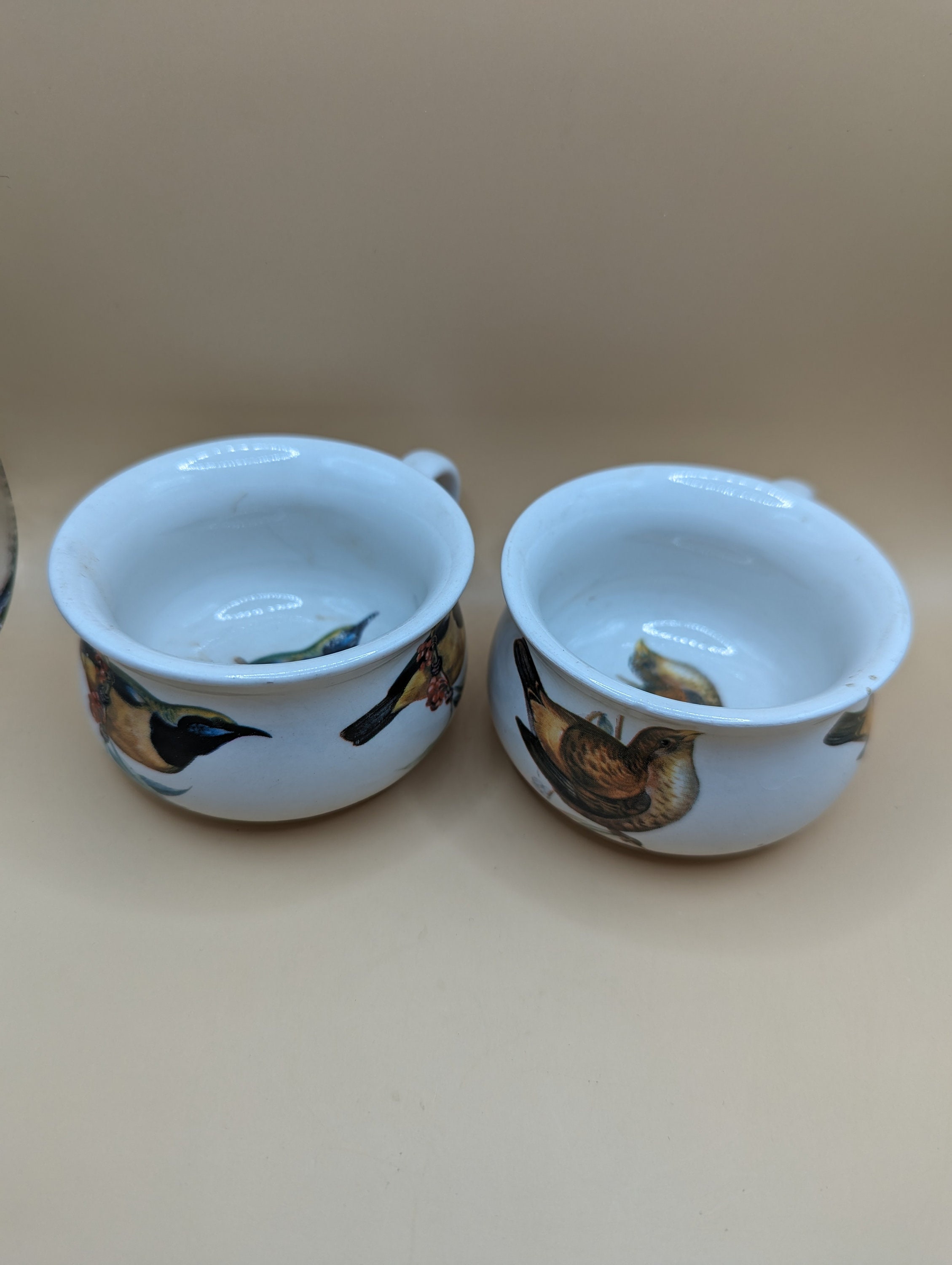ヴィンテージのポートメイリオン陶器パンチボウルカップ2個、鳥が