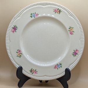 Pottery Side Plate Clarice Cliff Collectible England Scattered Flowers