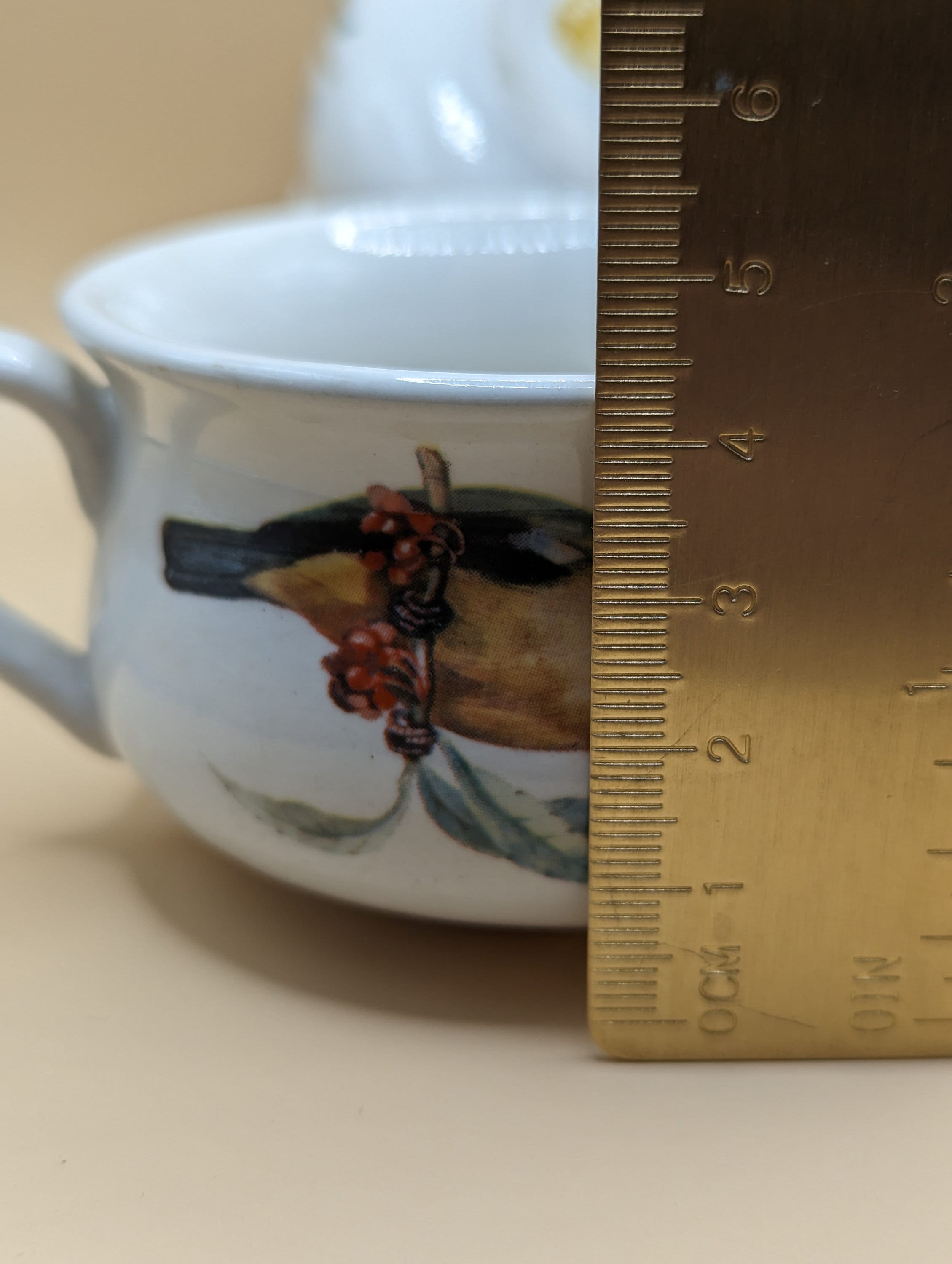 ヴィンテージのポートメイリオン陶器パンチボウルカップ2個、鳥が